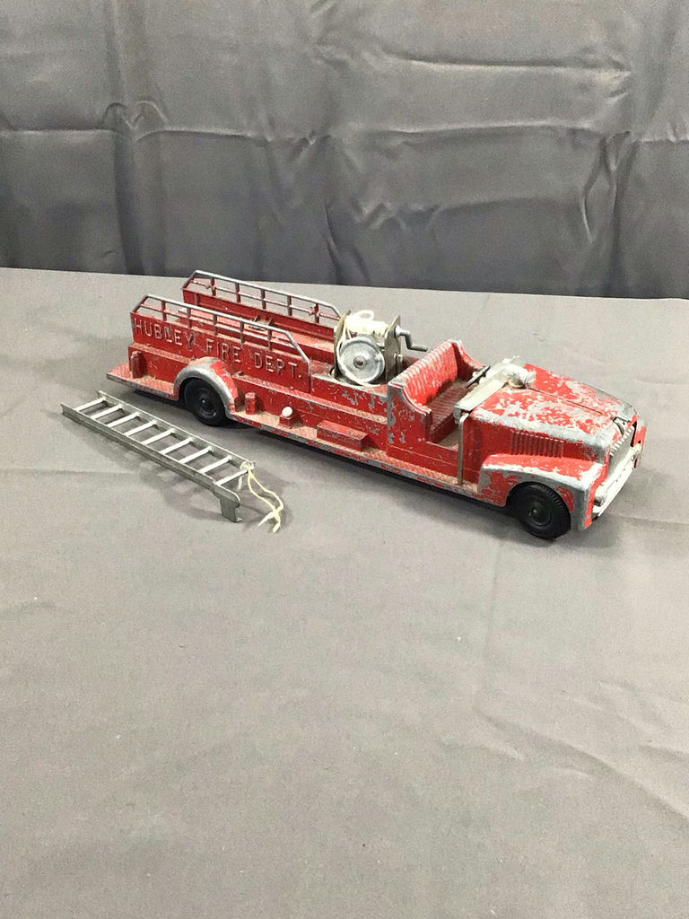1950s Hubley Fire Dept. Engine - image 1 of 12