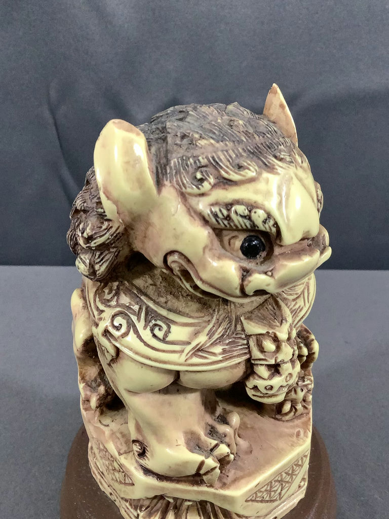 Hand Carved Resin Figurines - image 3 of 10