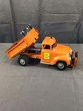 1950s Tonka Toys Hydrolic Dump Truck - thumbnail 2 of 11