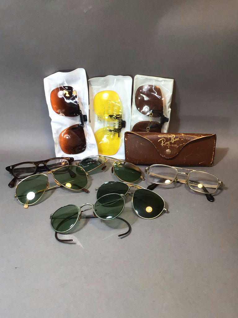 Vintage Aviators & Ray-Ban Eyeglass Case - image 1 of 14