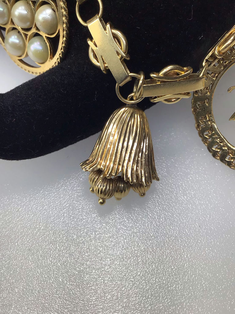 Vintage 14K Chunky Charm Bracelet (37+dwt) - image 4 of 15