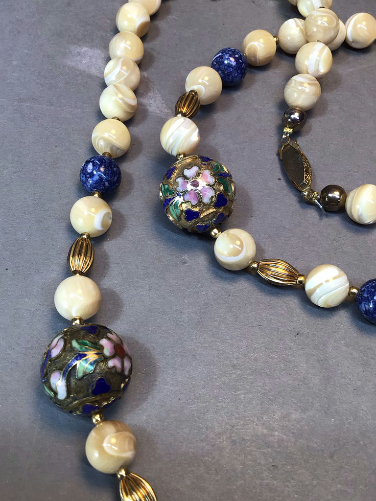 Jade & Cloisonne Jewelry & Figurines - image 9 of 10