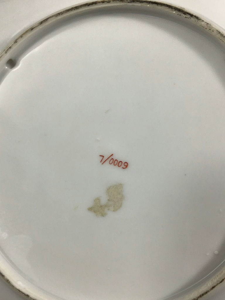 Chinese Export Plates & Bowls - image 5 of 14