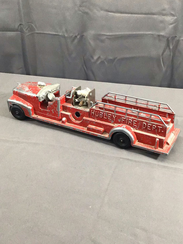 1950s Hubley Fire Dept. Engine - image 5 of 12