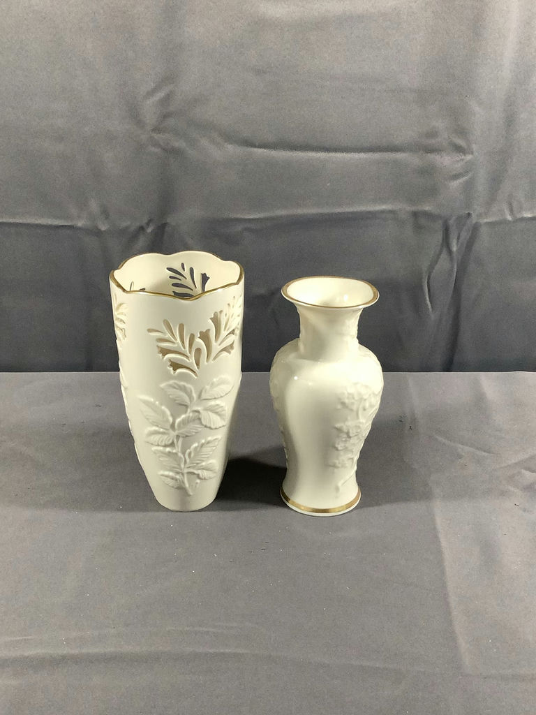 Belleek, Lenox, Aynsley & More Vanity Collection - image 2 of 15