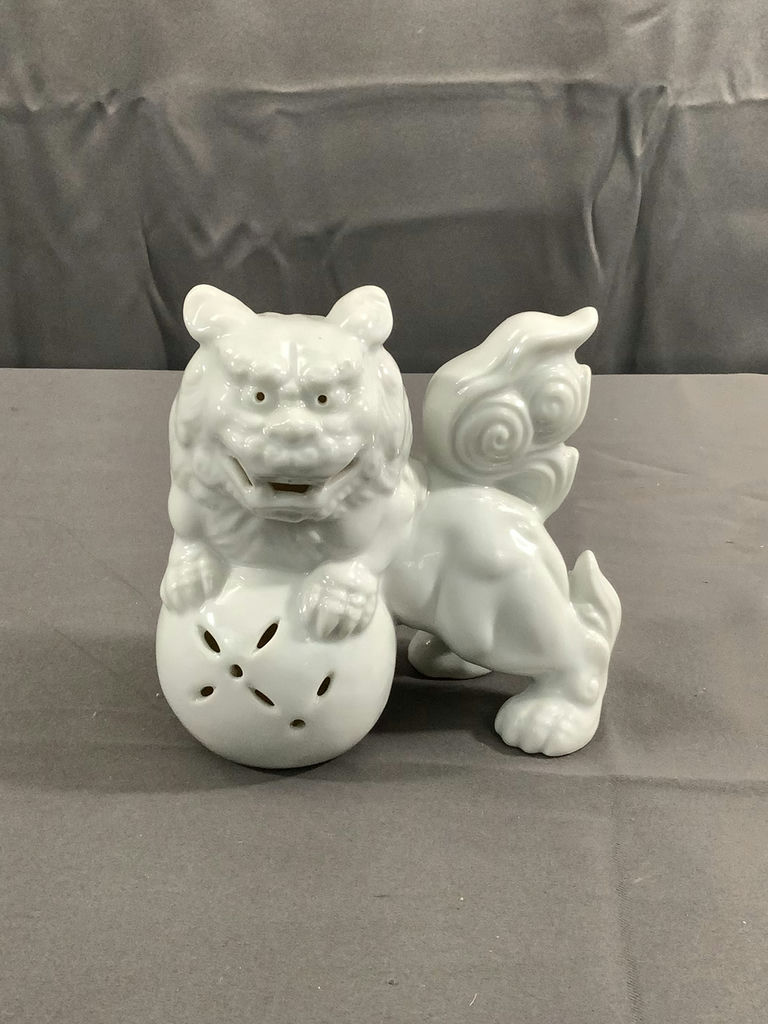 Blanc De Chine Style Figurines & More - image 5 of 11