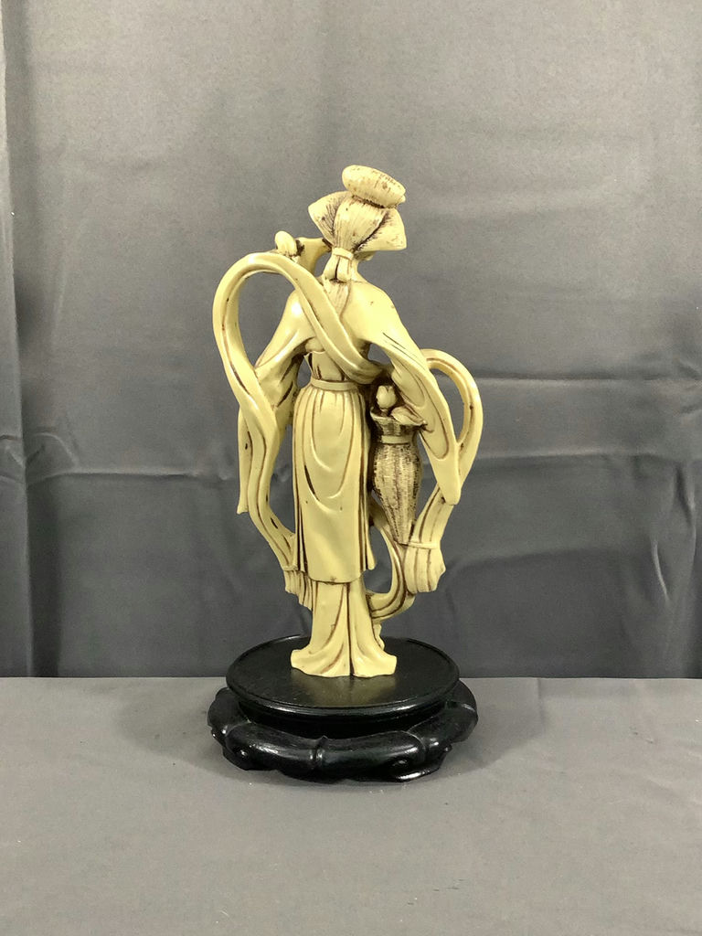 Hand Carved Resin Geisha Figurine - image 3 of 7