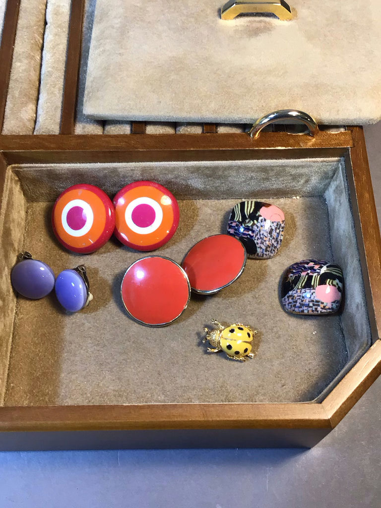 Vintage Costume Jewelry & Jewelry Box - image 6 of 19