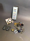 Vintage Costume Jewelry - thumbnail 2 of 9