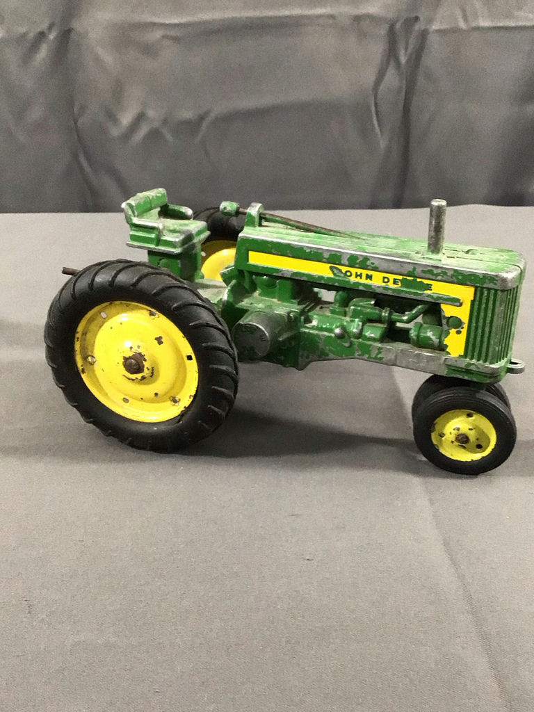 1950s Eska / Ertl John Deere Tractor - image 2 of 14