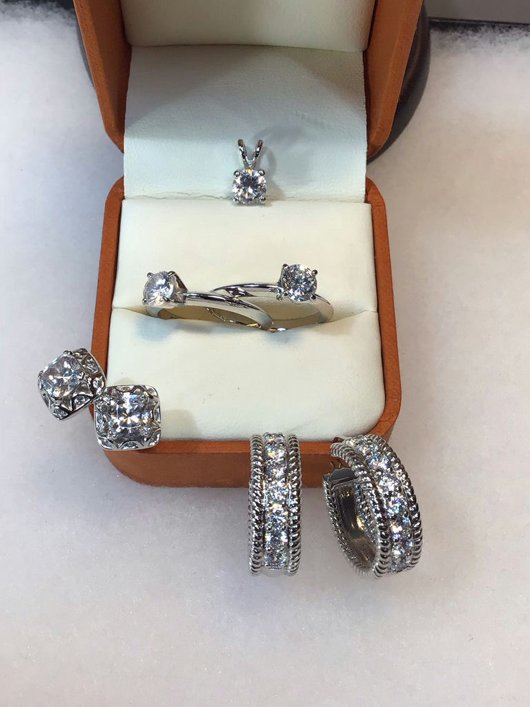 Sterling Bling Vacation Jewelry - image 1 of 10