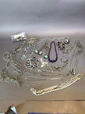 Vintage Costume Jewelry - thumbnail 9 of 9