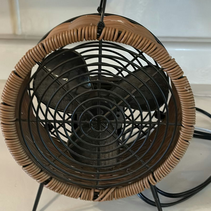 Two Counter Fans - image 8 of 10