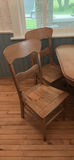 Solid Oak Dinning Table & 5 Chairs - thumbnail 2 of 13