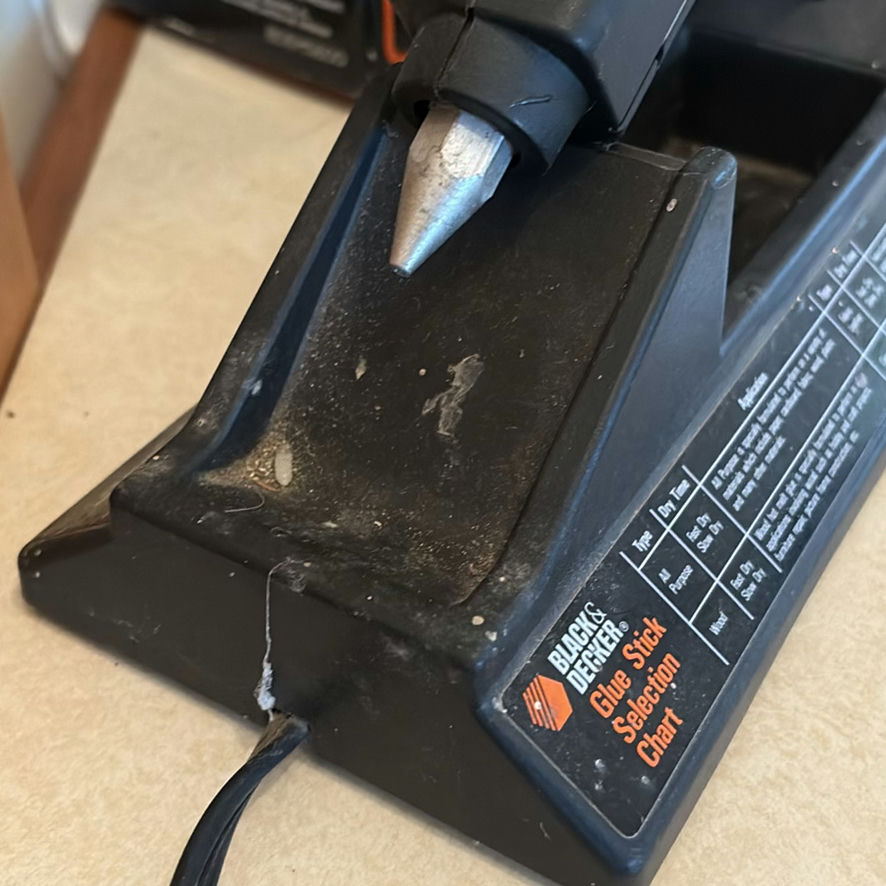 Black & Decker Detail Sander & Cordless Glue Gun - image 10 of 11