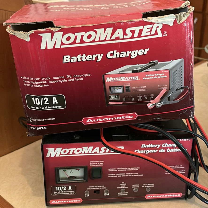MotoMaster 10/2A Battery Charger and Cordless Drill Kit - image 5 of 10