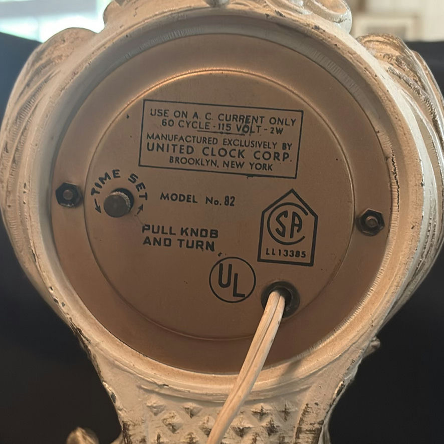Collection Of Mantle Clocks - image 15 of 21