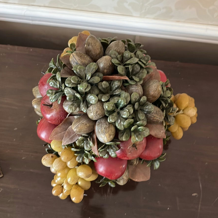 Vintage Fruit Topiary & Table Runner - image 8 of 11