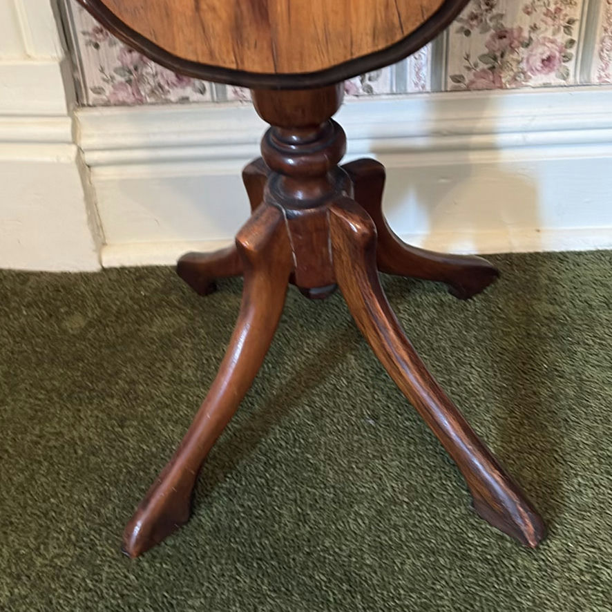 Oak oval-top pedestal table with matching two-tier shelf - image 8 of 15