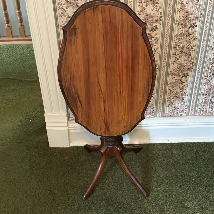 Oak oval-top pedestal table with matching two-tier shelf - image 7 of 15