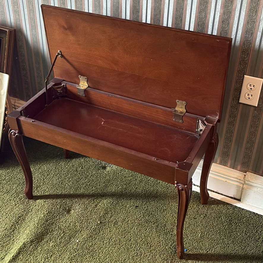Wooden Piano Bench - image 9 of 10