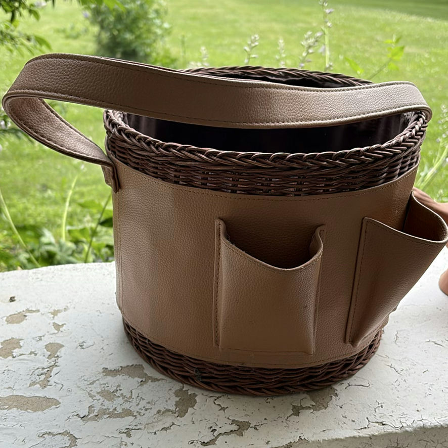 Garden Planter Pot, Greenhouse Hose Guide, and Small Decorative Garden Items - image 13 of 13