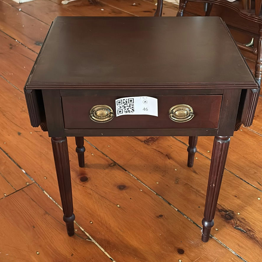 Set Of 2 Drop Leaf Side Tables - image 1 of 12