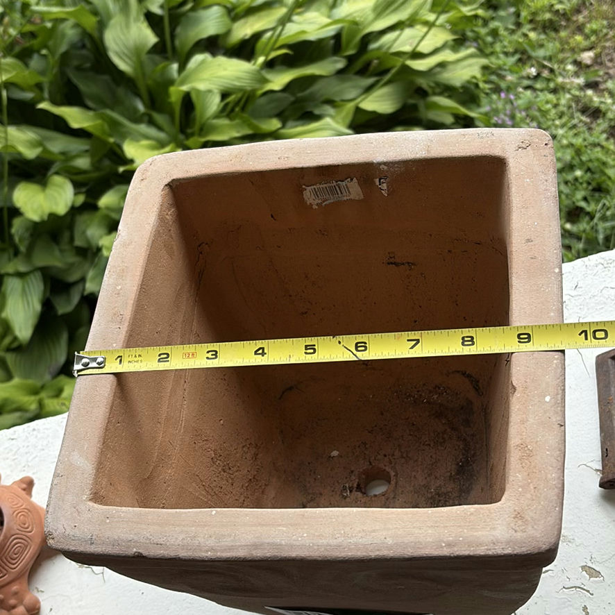 Garden Planter Pot, Greenhouse Hose Guide, and Small Decorative Garden Items - image 4 of 13