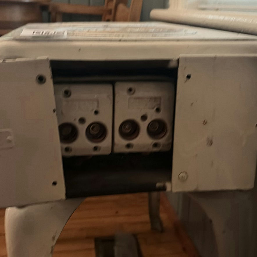 Antique Stove - image 4 of 14