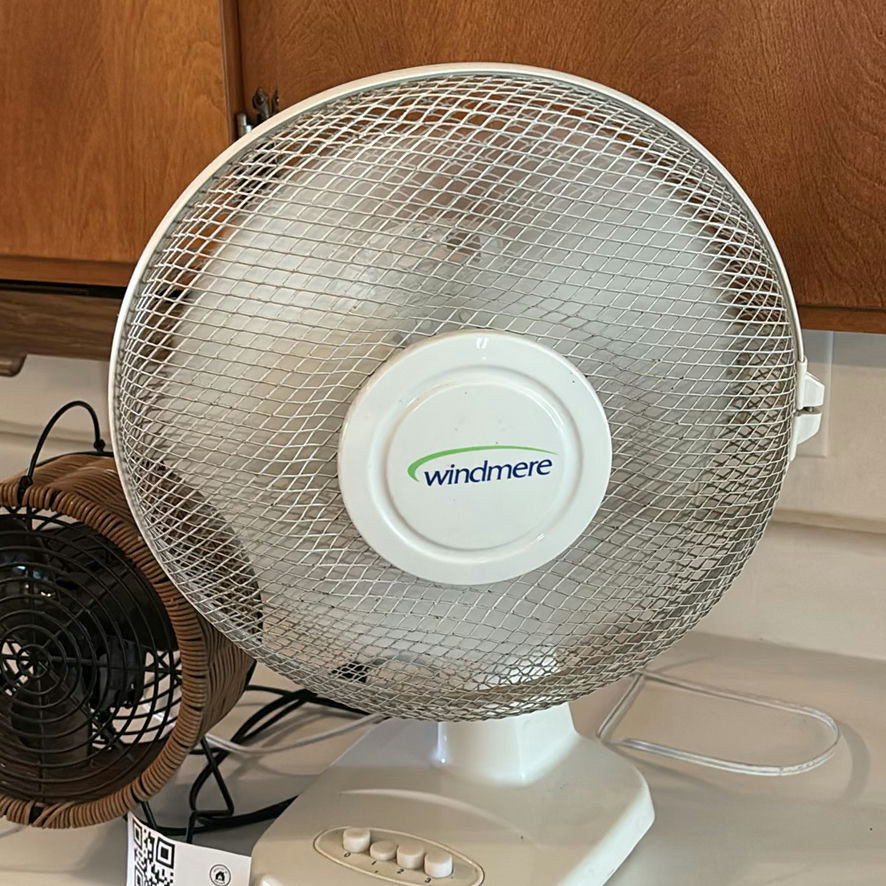 Two Counter Fans - image 4 of 10