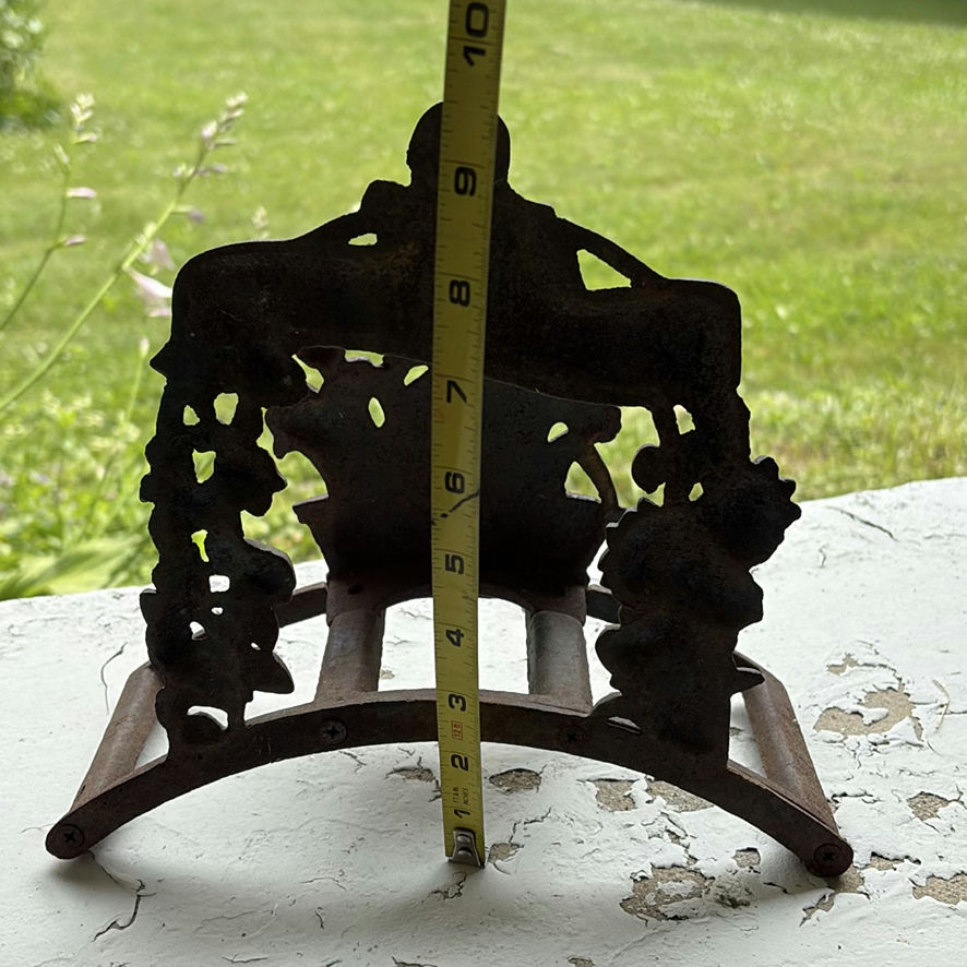 Garden Planter Pot, Greenhouse Hose Guide, and Small Decorative Garden Items - image 3 of 13