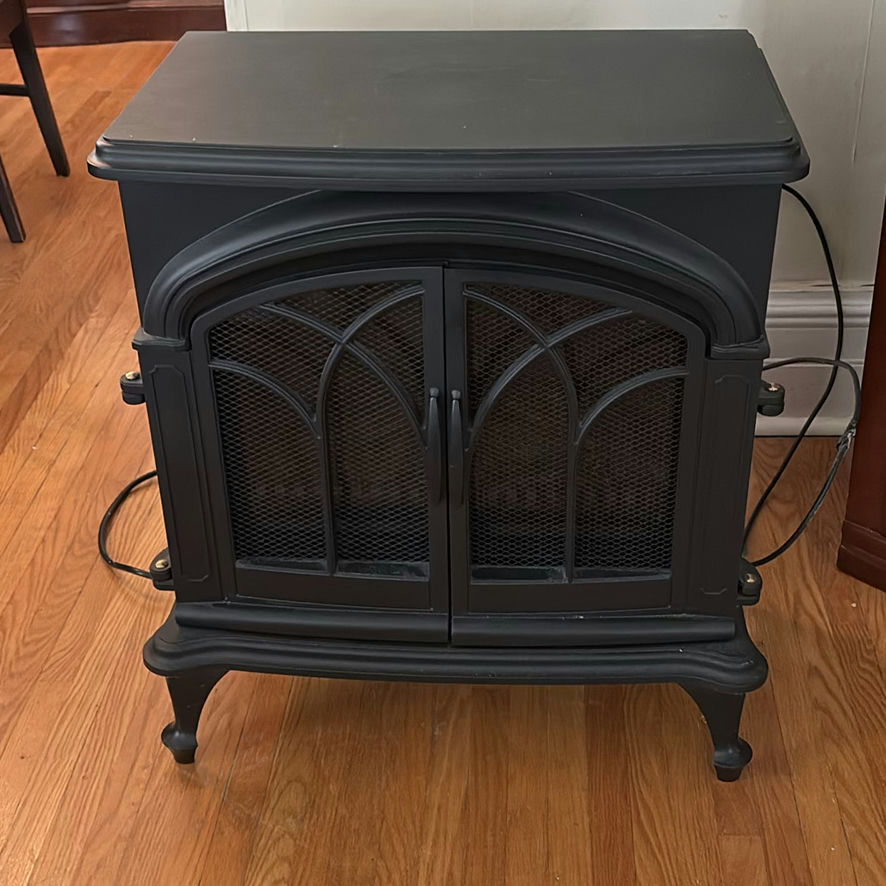 Muskoka Electric Fireplace Stove - image 2 of 11