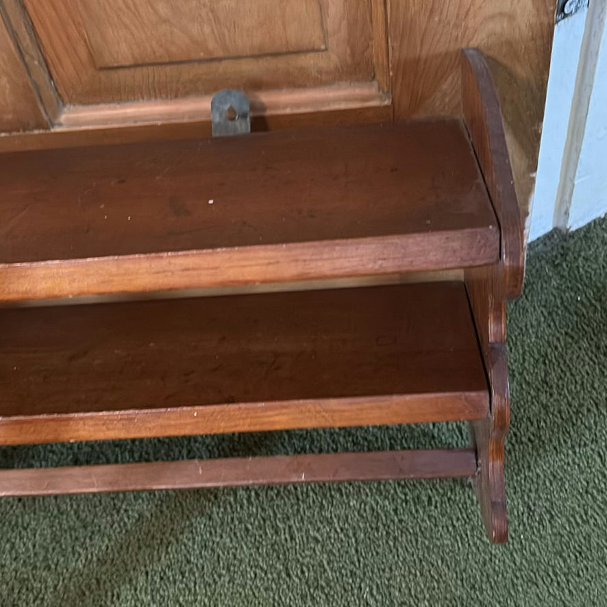 Oak oval-top pedestal table with matching two-tier shelf - image 6 of 15