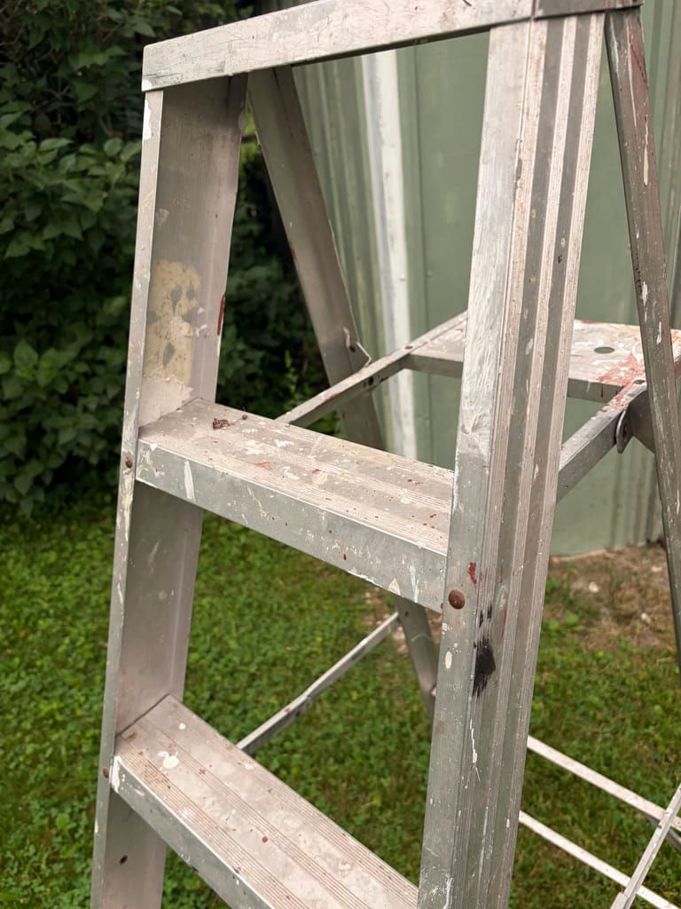 5’ Aluminum Ladder - image 2 of 8