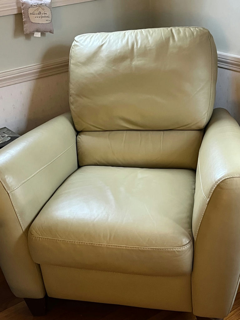 Cream leather armchair 37” - image 1 of 1