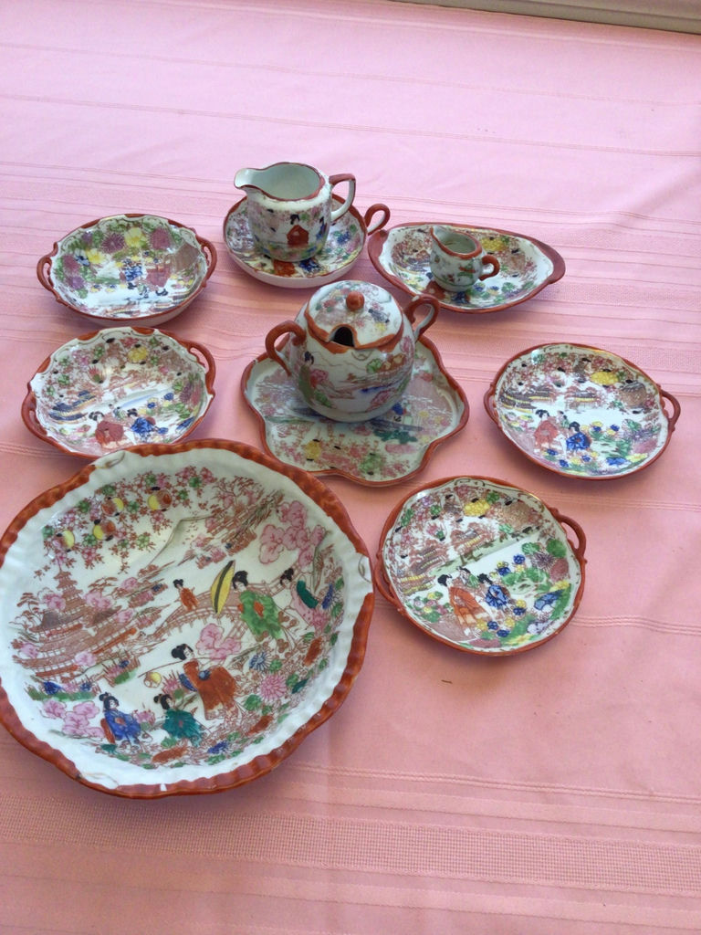 Japanese porcelain dinnerware set with colorful transfer prints - image 2 of 4