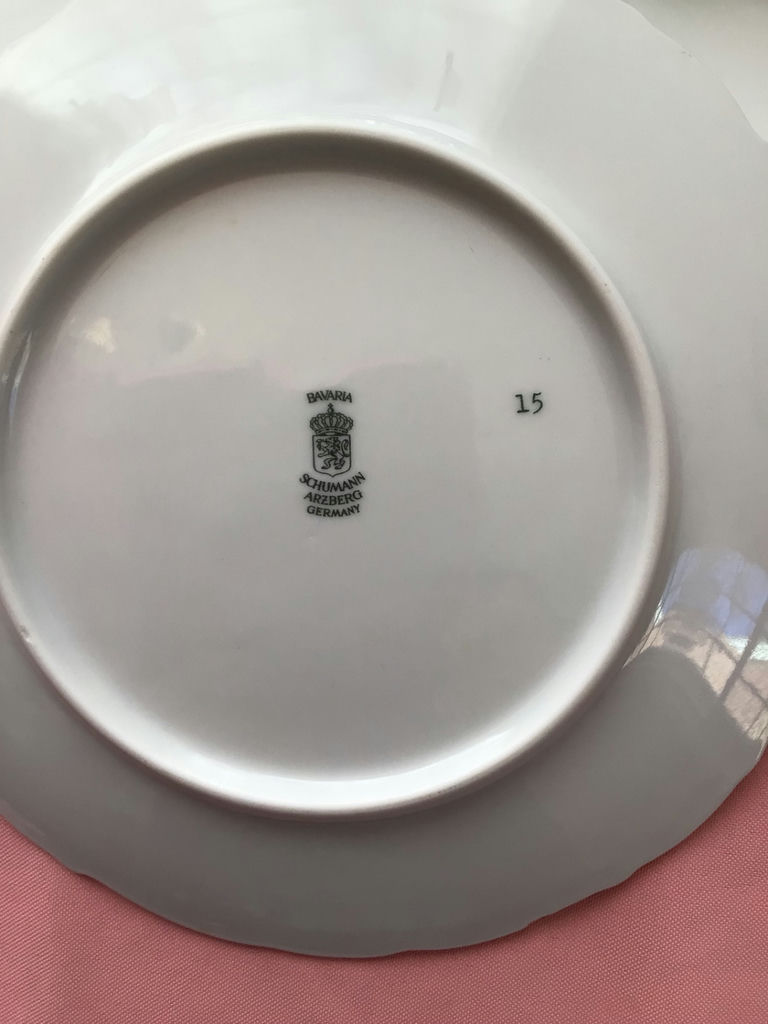 Six Bavarian fruit-motif porcelain bowls - image 3 of 3