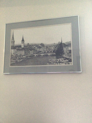 Framed black-and-white cityscape print - Image 1 of 4
