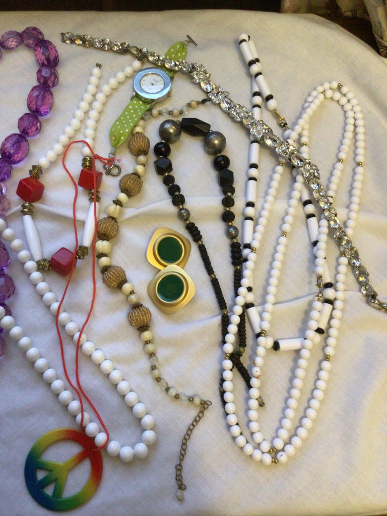 Assorted Necklaces and Jewelry - image 3 of 3