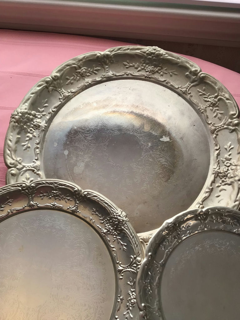 Set of three ornate embossed metal plates - image 4 of 4