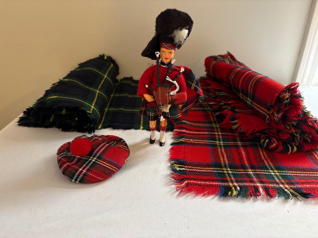 Scottish Tartan Treasures - image 1 of 6
