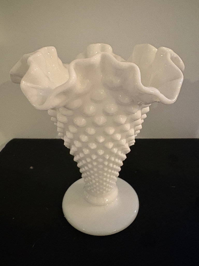 Fenton Vintage Milk Glass Hobnail Vases  - image 5 of 8