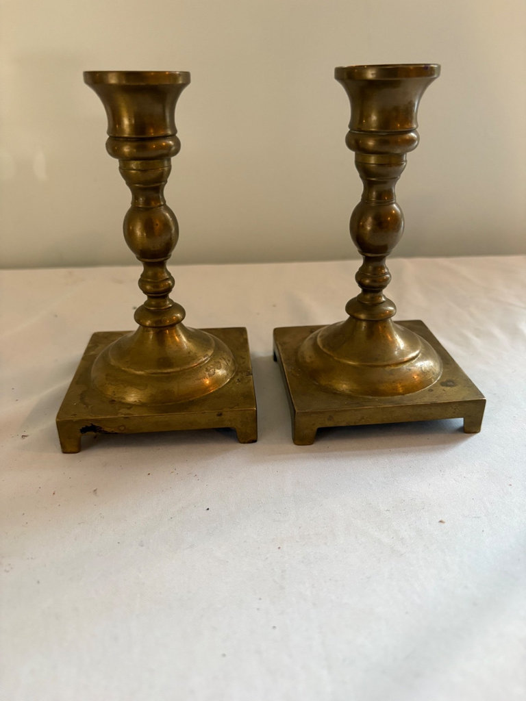 8 Vintage Brass Candlestick Holders  - image 7 of 12