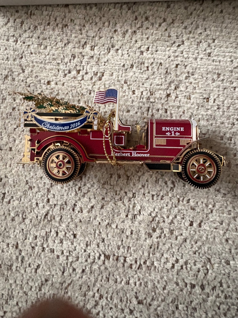White House Christmas Ornament Collectibles - image 13 of 17