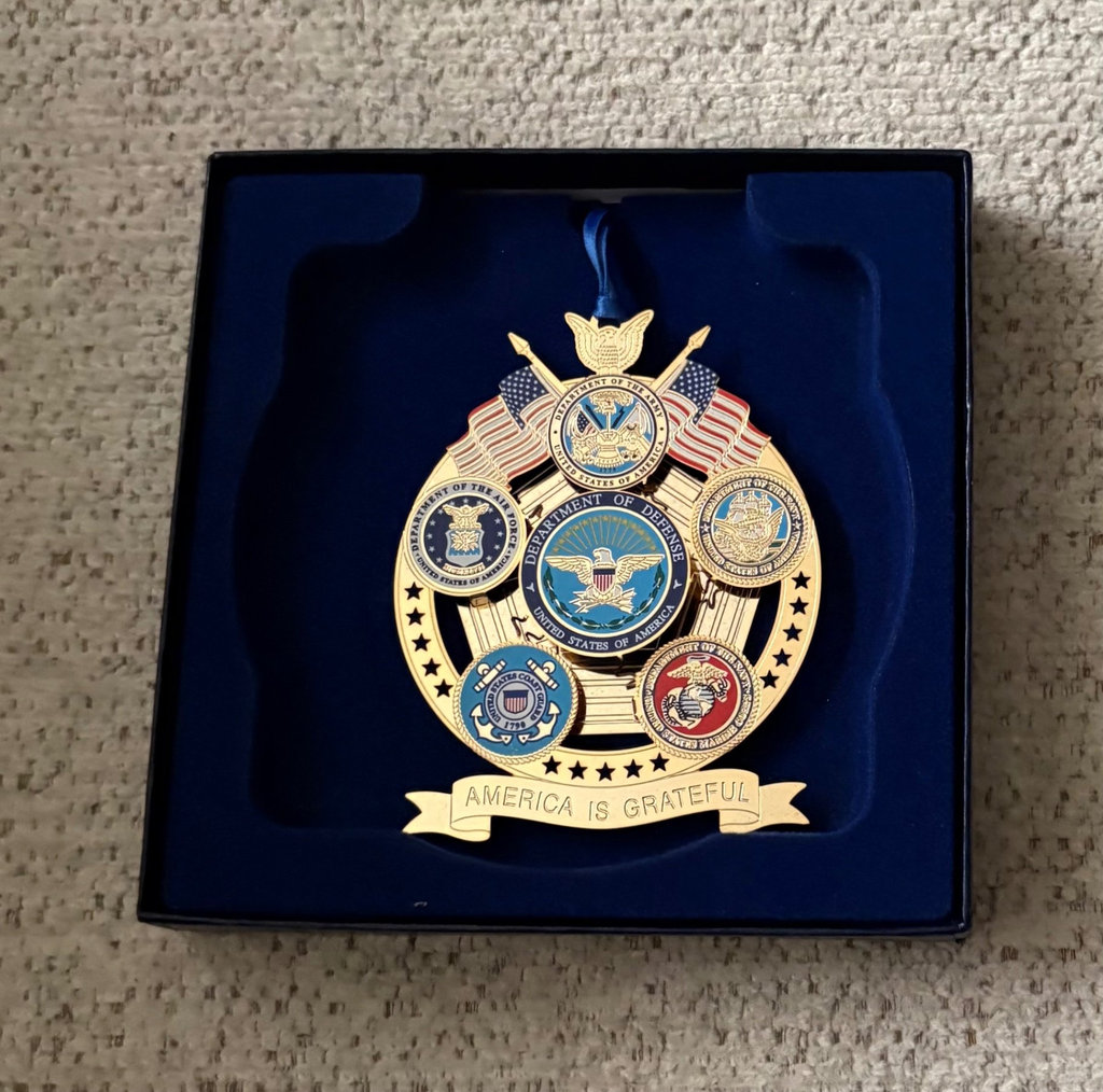White House Christmas Ornament Collectibles - image 2 of 17