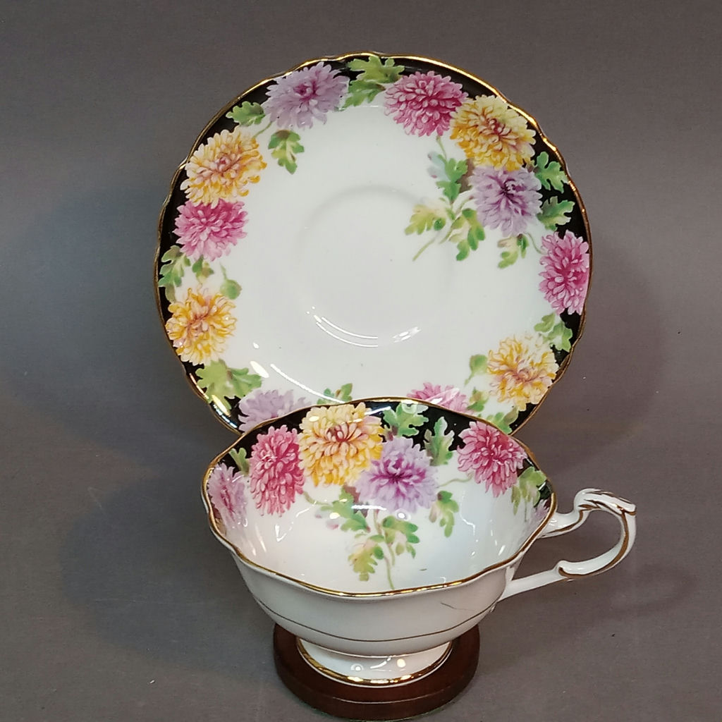 Tea Party - Royal Doulton, Flow Blue, & More - image 17 of 20