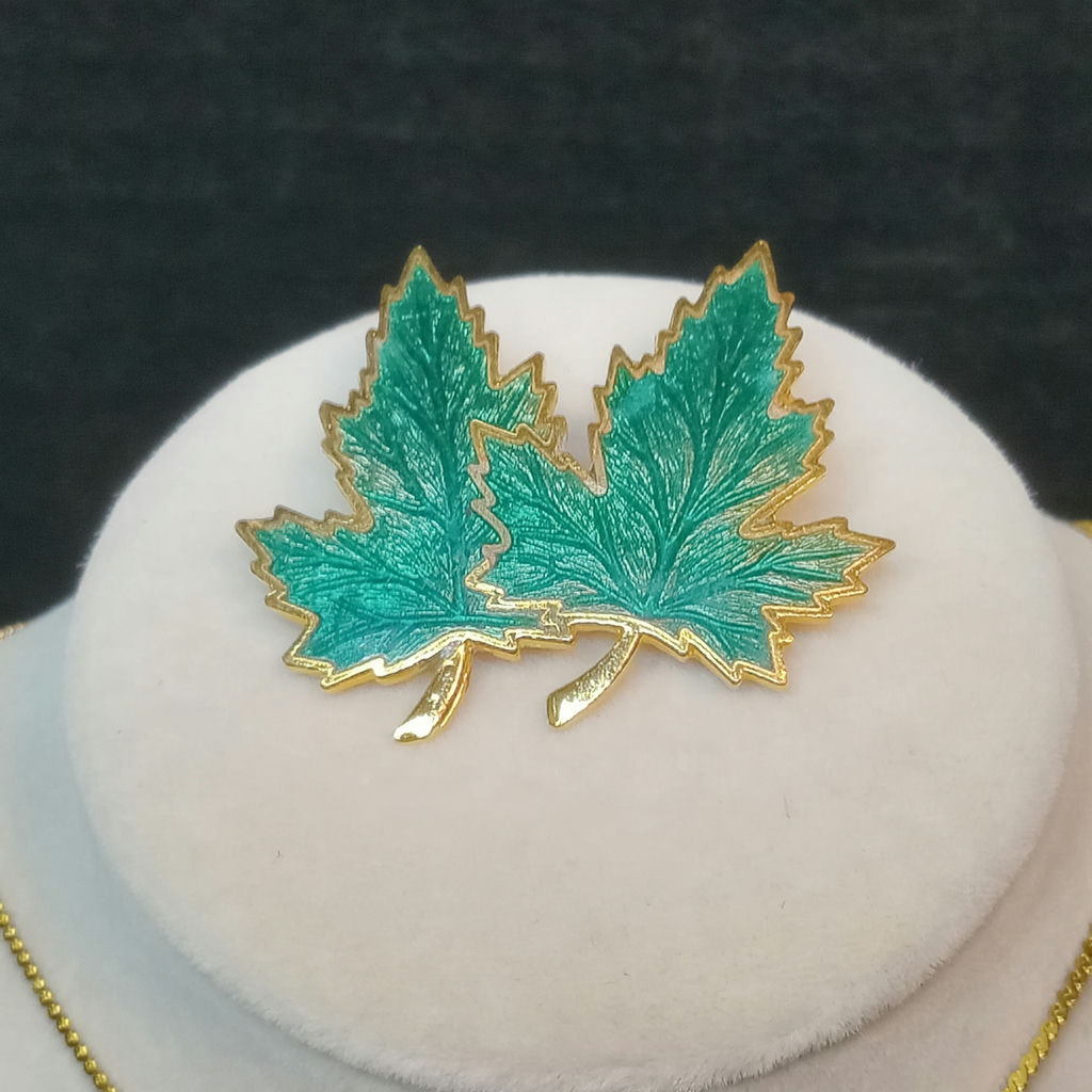 Vintage Land & See Inspired Jewelry - image 5 of 16
