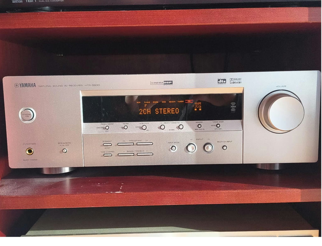 Yamaha HTR-5930 Natural Sound AV Receiver - image 1 of 7
