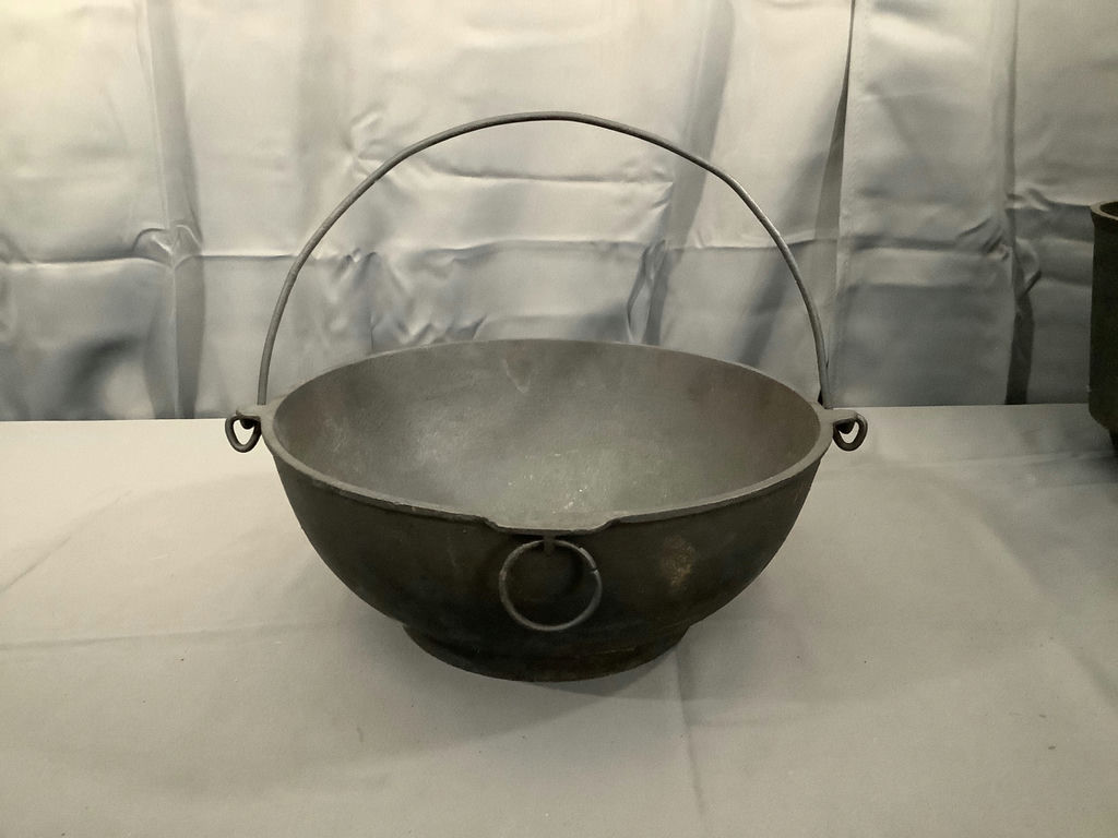 Cast Iron Pots - image 2 of 9