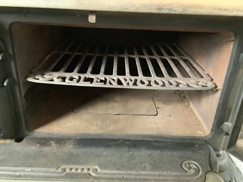 Glenwood Sunny Wood Stove - image 4 of 9